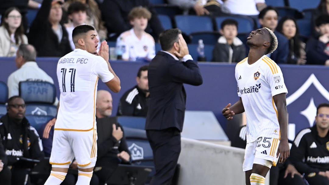 倍思 双模充电二合一移动电源（5200mAh）